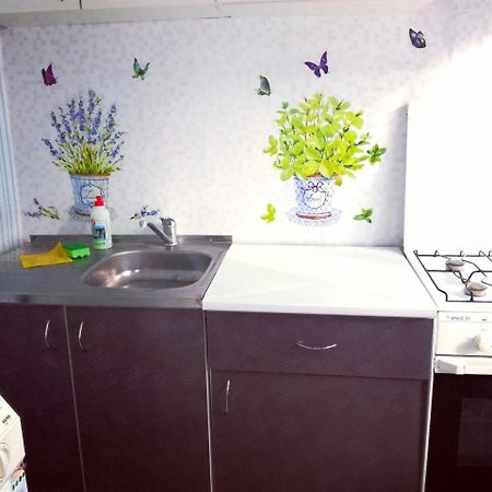 Standard Apartment On Umanskaya Kiev Exterior foto